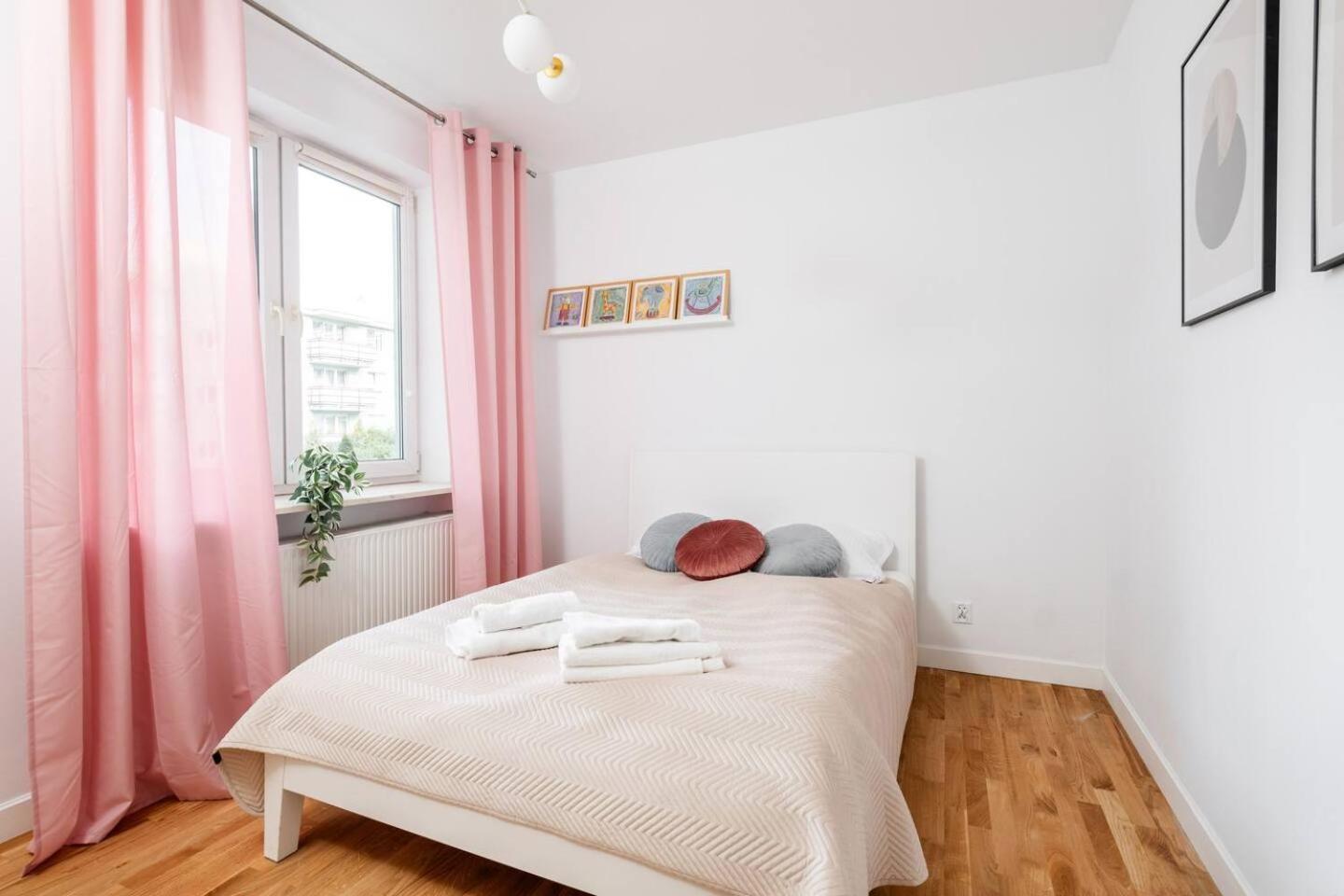 Apartment Superb Czerska Family